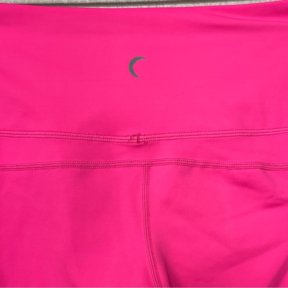 Zyia Active Pocket Light & Tight Capri Leggings Size M - Picture 7 of 9